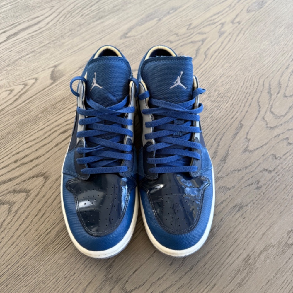 Jordan 1 Low SE Craft Obsidian French Blue Ashen Slate White Men’s size 12